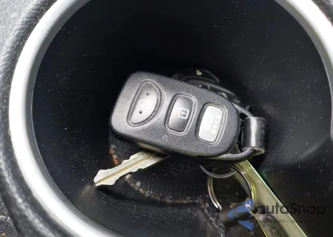 2015 Hyundai Elantra Se from USA, damaged, VIN 5NPDH4AE8FH575230